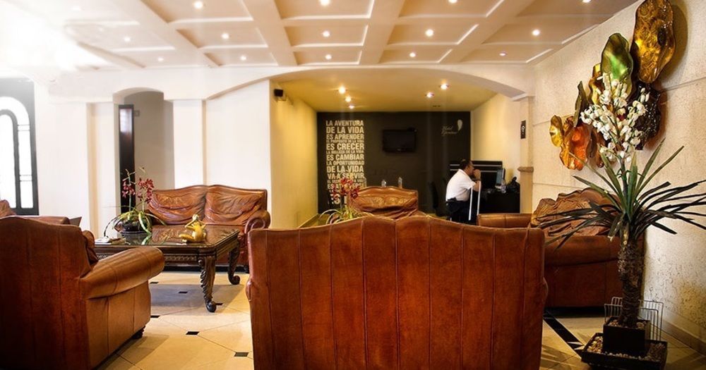 فندق Eh Ejecutivo Urban تيبيك المظهر الخارجي الصورة